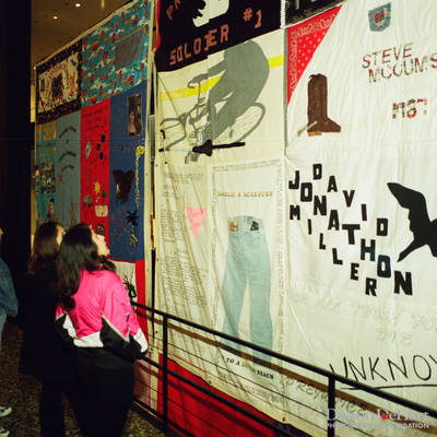Aids Quilt Display with Tree of Remembrance <br><small>Nov. 30, 1999</small>