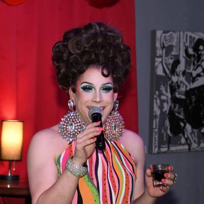 Michael'S Outpost Presents Modern Nostalgia With Hosts Lana Blake & Violet S'Arbleu <br><small>May 26, 2023</small>