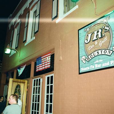 JR's Bar and South Beach <br><small>Oct. 6, 2001</small>