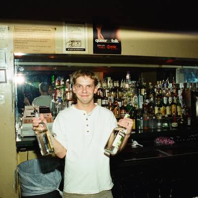 JR's Bar and South Beach <br><small>Oct. 6, 2001</small>