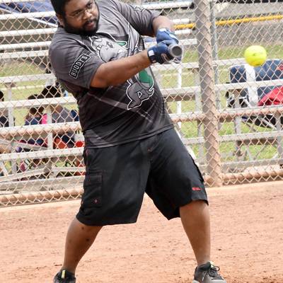 Montrose Softball League Association  Hosts Softball Week #9 At Centennial Park & Sons Of Pitches Host Bar At Jr'S Bar & Grill <br><small>June 4, 2023</small>