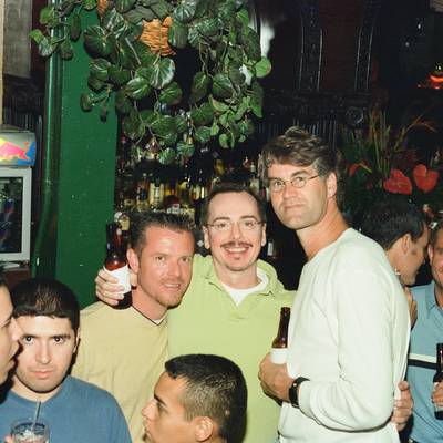 JR's Bar - Real World Miami <br><small>Nov. 11, 2001</small>