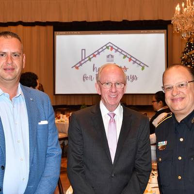 Harmony House Presents Home-Less For The Holidays At Junior League Of Houston <br><small>Dec. 4, 2024</small>