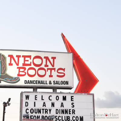 Country Dinner at Neon Boots <br><small>Oct. 7, 2017</small>